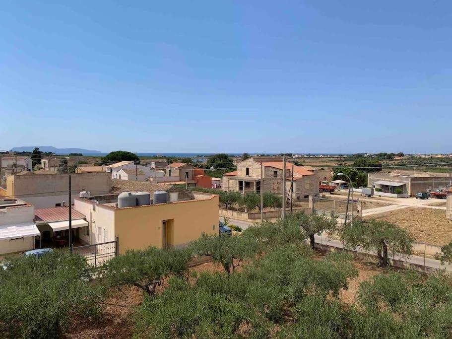 Casa Vacanza Torre Di Mezzo - Tramonto Marausa Eksteriør bilde